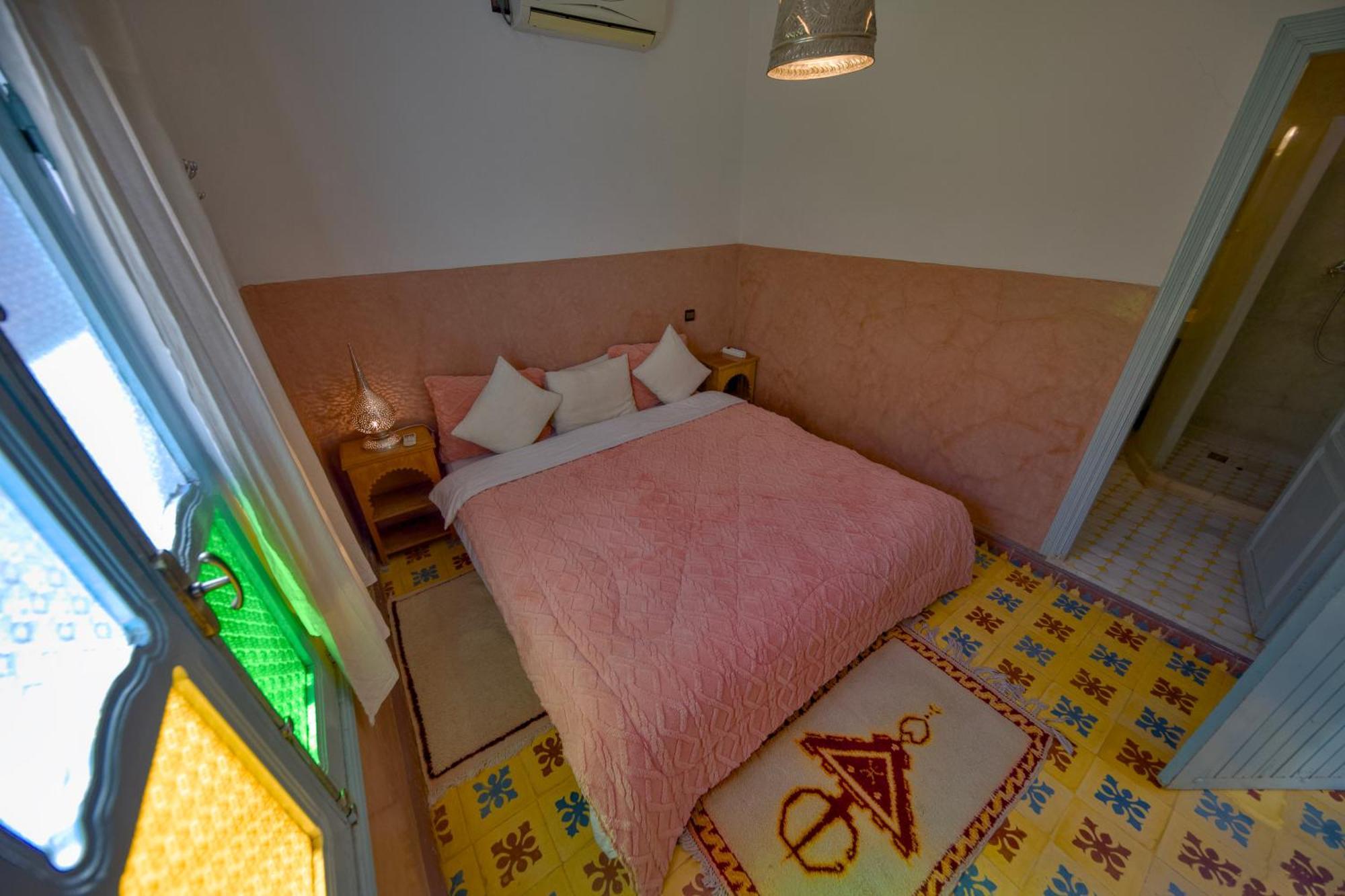 Maison D'Hotes Dar Farhana Tajda ภายนอก รูปภาพ
