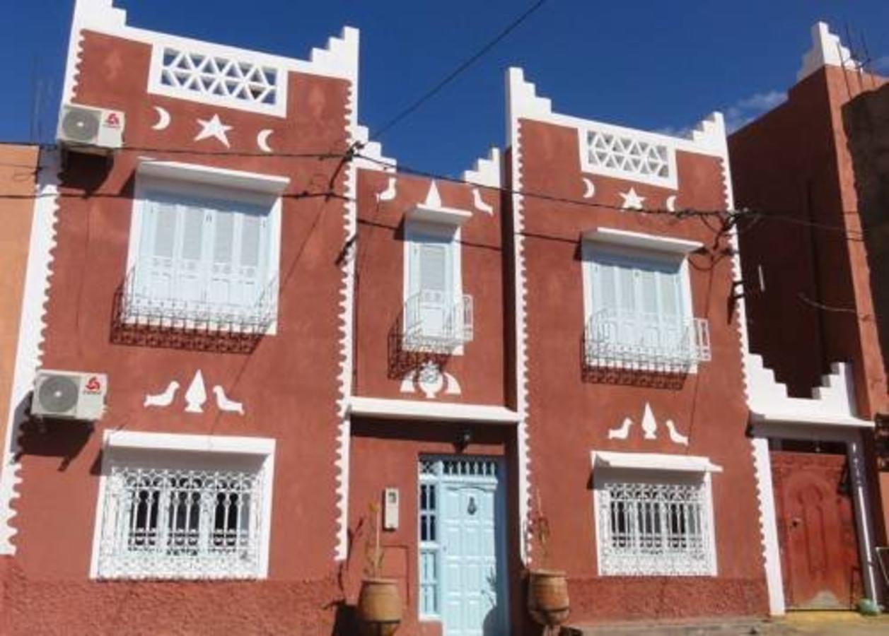 Maison D'Hotes Dar Farhana Tajda ภายนอก รูปภาพ