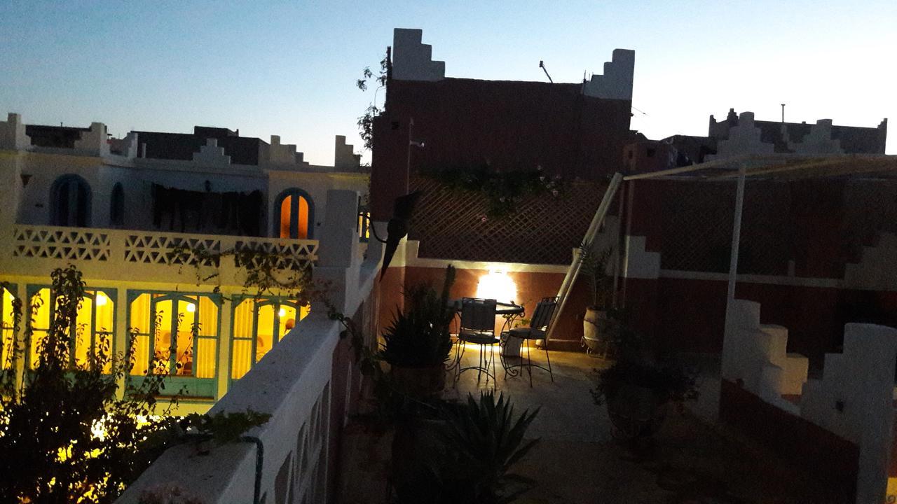 Maison D'Hotes Dar Farhana Tajda ภายนอก รูปภาพ